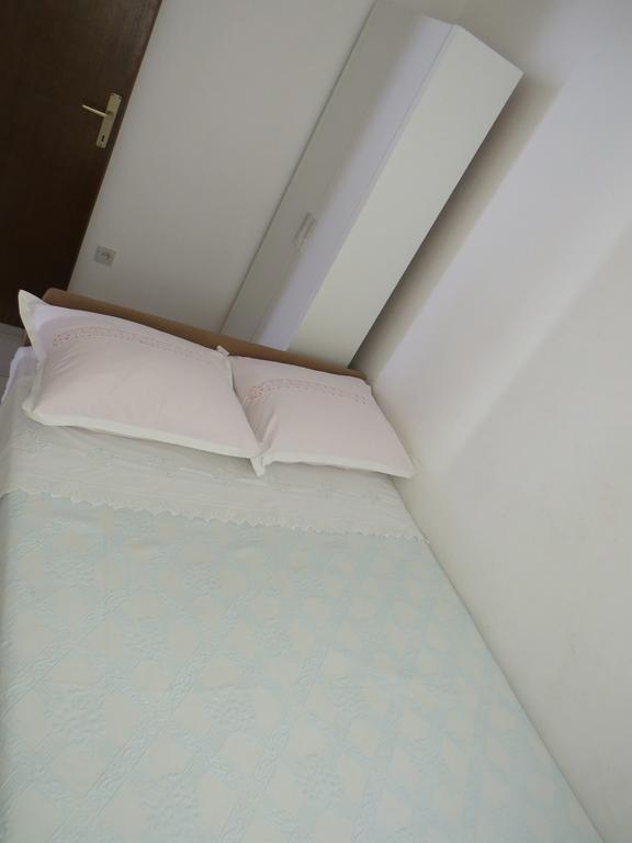 Apartments Lovric - 30 Meters To The Beach Трогір Екстер'єр фото